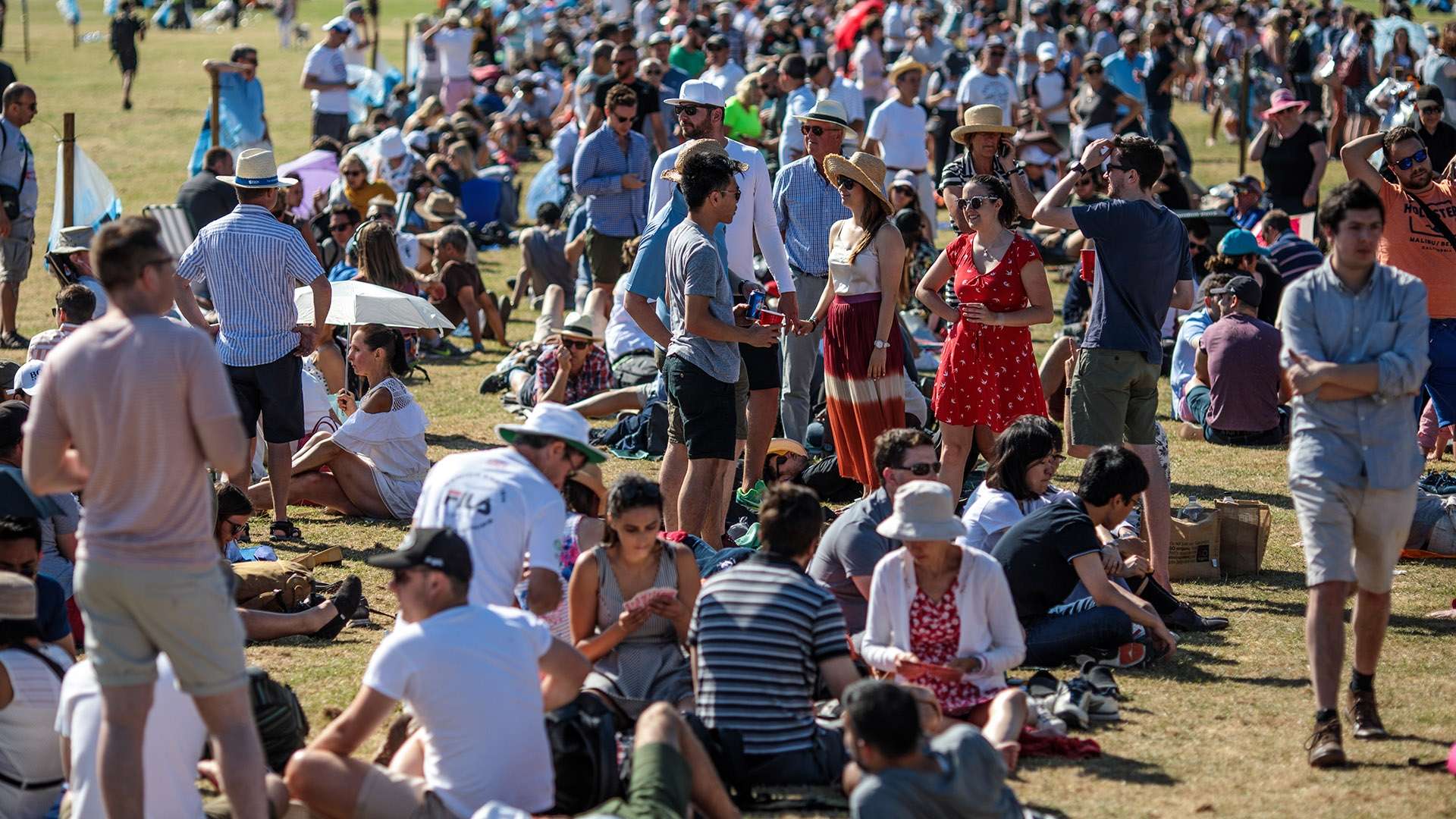 中保持冷静 中保持冷静