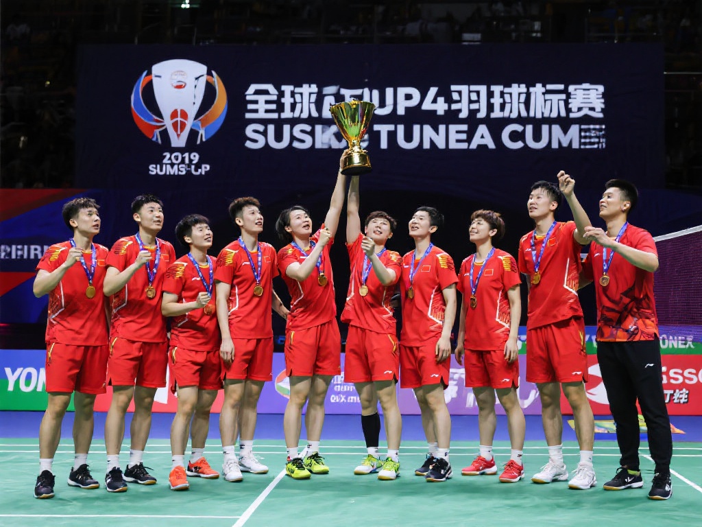 持对他的发 持对他的发